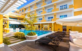 Sunlight Hotel Coron